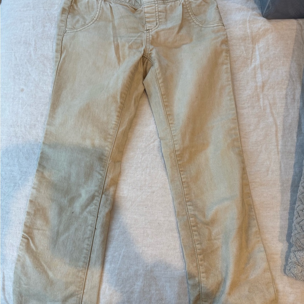 Free People pull on Tan Capris